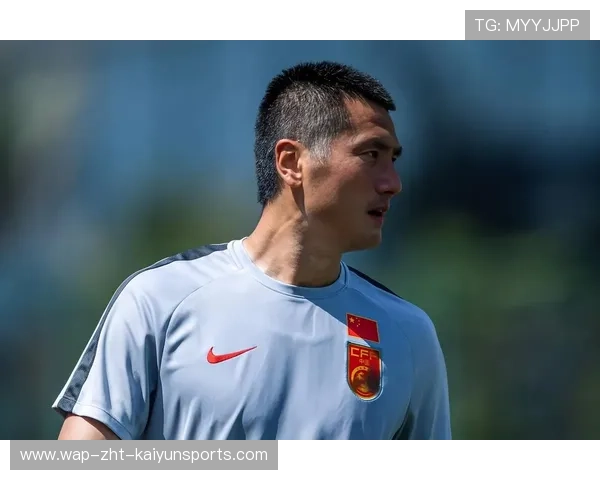 邵佳一率领中国男足结束迪拜拉练，谢文能分列射手榜前两位